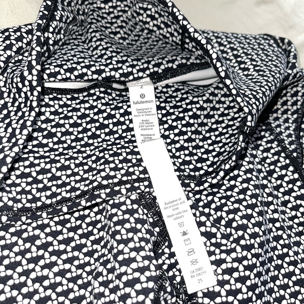 Lululemon leggings size 2